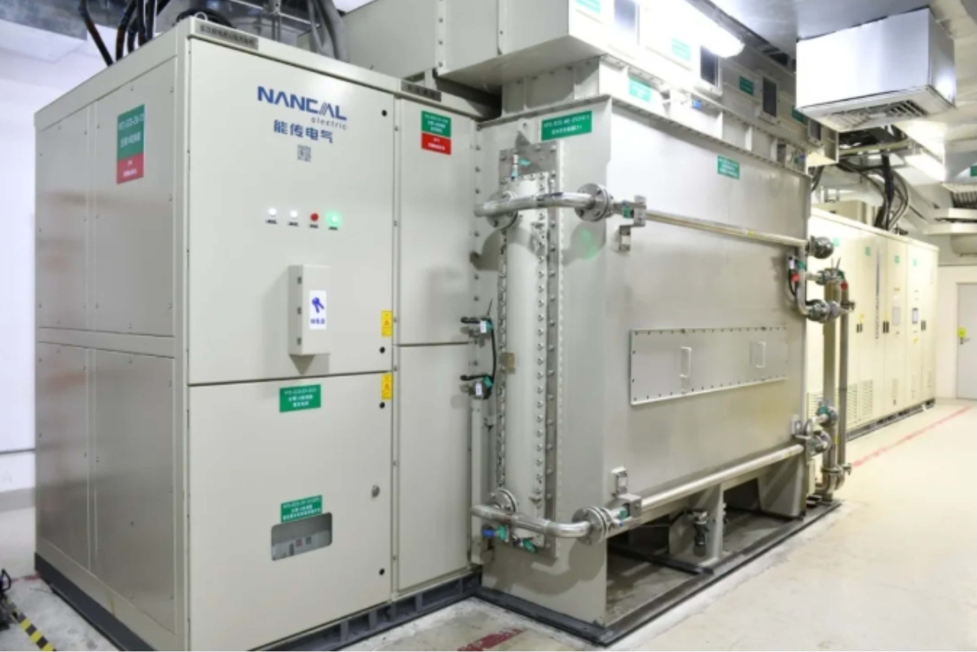 ~!phoenix_varIMG11!~